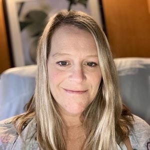 Meet your Posher, Laurie